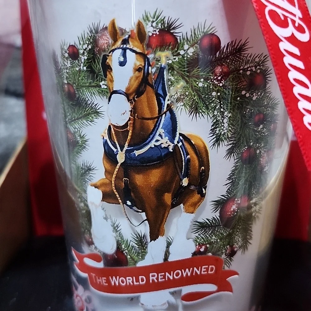 BUDWEISER WALL-MOUNTED METAL HORSESHOE BOTTLE OPENER & CLYDESDALE PINT GLASS